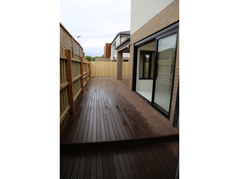 4a Tarook Way, Mornington VIC 3931