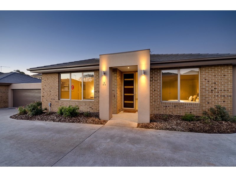 2/30 Maxwell Street, Mornington VIC 3931