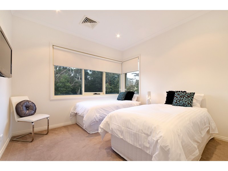 23 Latrobe Parade, Dromana VIC 3936