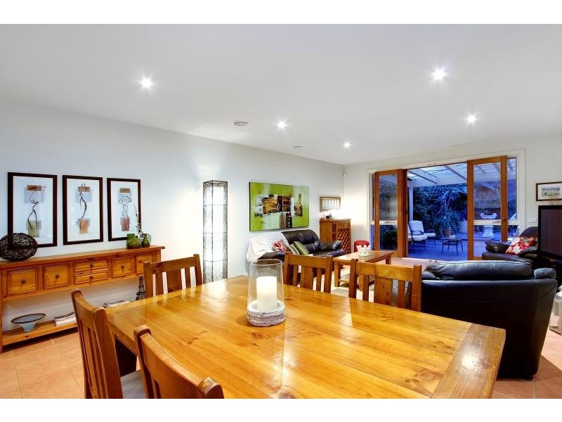 4 Rodney Court, Mornington VIC 3931