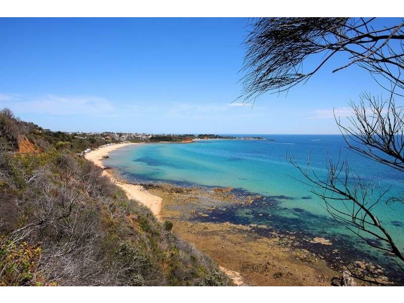 14 Iluka Place, Mornington VIC 3931