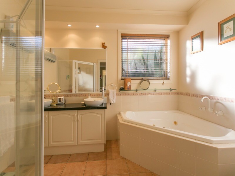 4 Serenity Way, Mornington VIC 3931