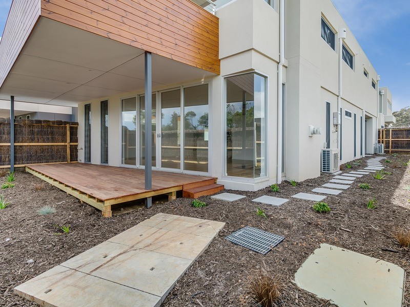 2/610 Esplanade, Mount Martha VIC 3934