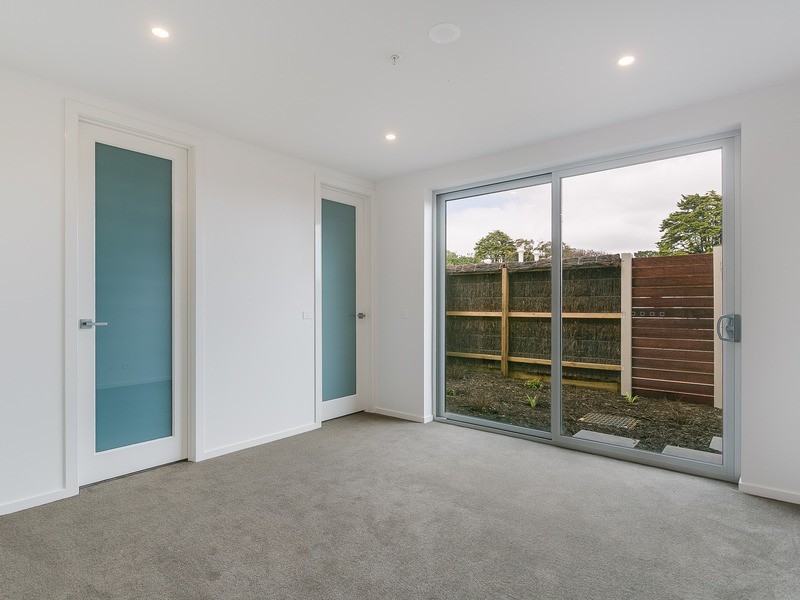 2/610 Esplanade, Mount Martha VIC 3934