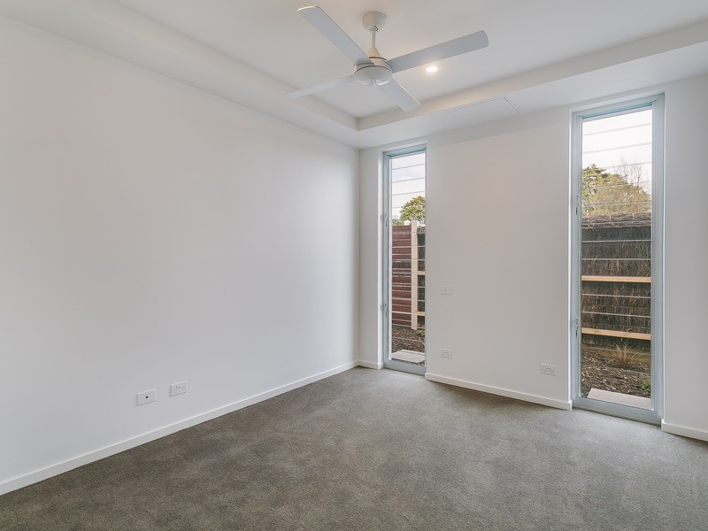 2/610 Esplanade, Mount Martha VIC 3934