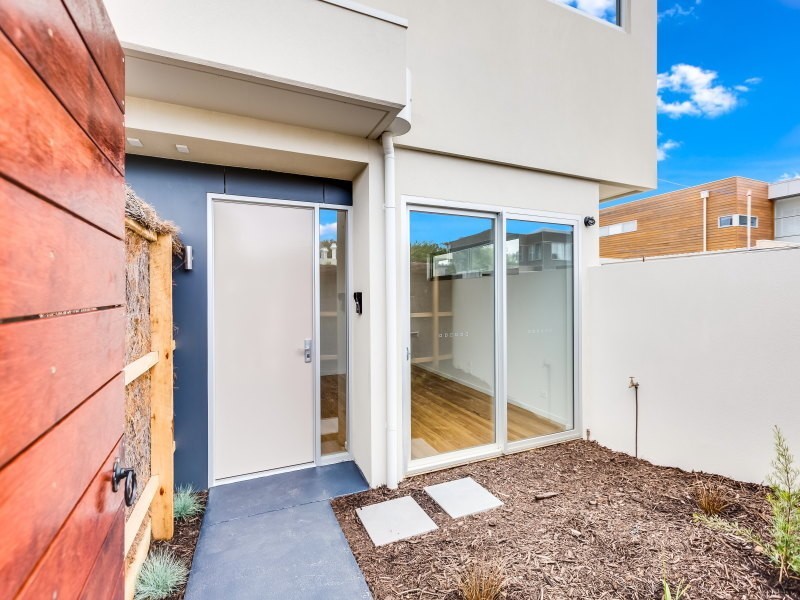 4/1 Bay Vista Close, Mount Martha VIC 3934