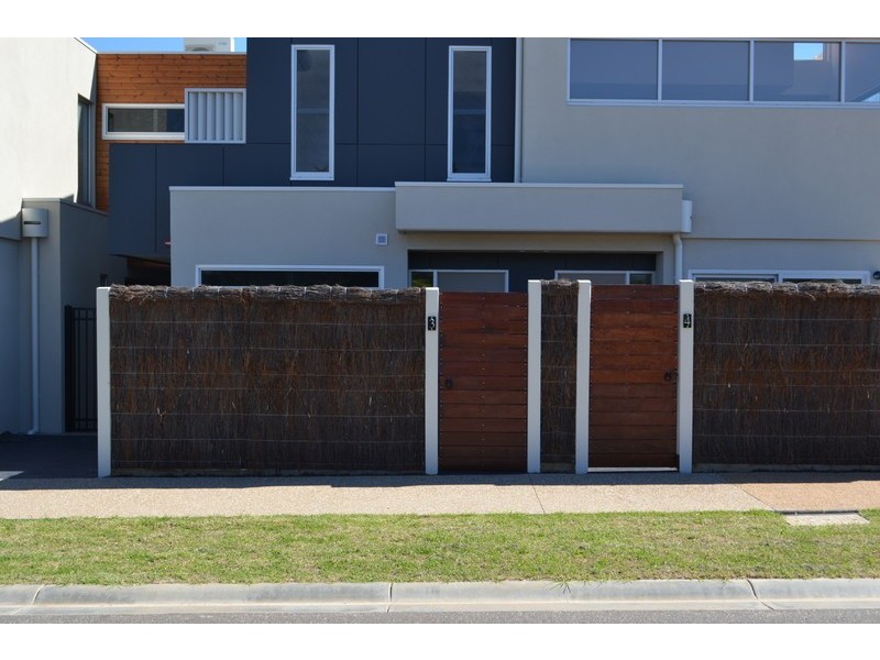 4/1 Bay Vista Close, Mount Martha VIC 3934