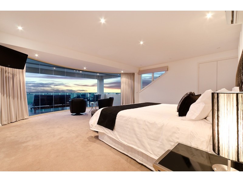 23 Latrobe Parade, Dromana VIC 3936