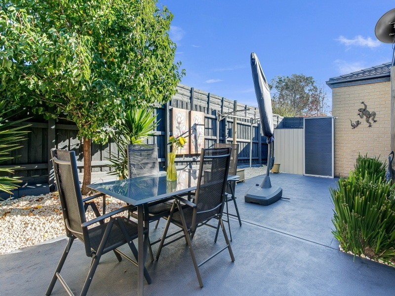 2/50 Oakland Street, Mornington VIC 3931
