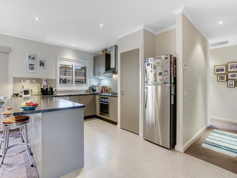 2/50 Oakland Street, Mornington VIC 3931