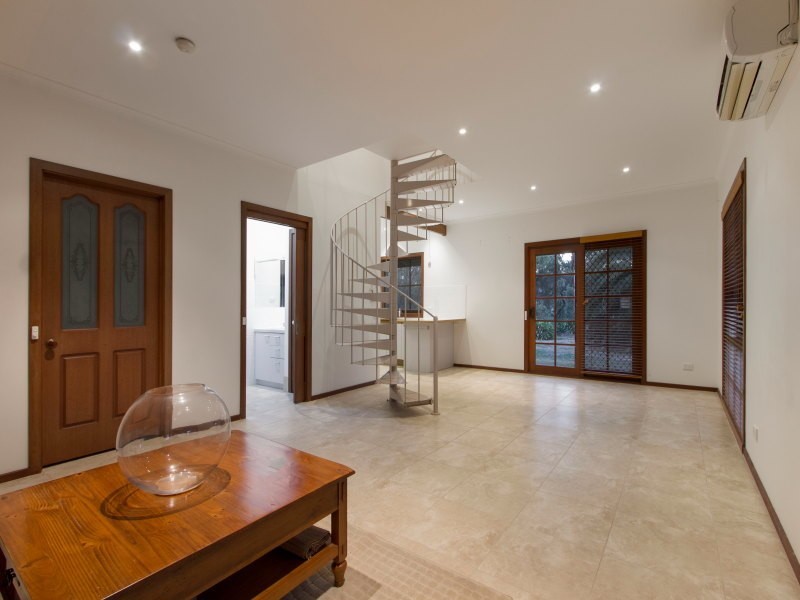 6 Pineview Lane, Hastings VIC 3915