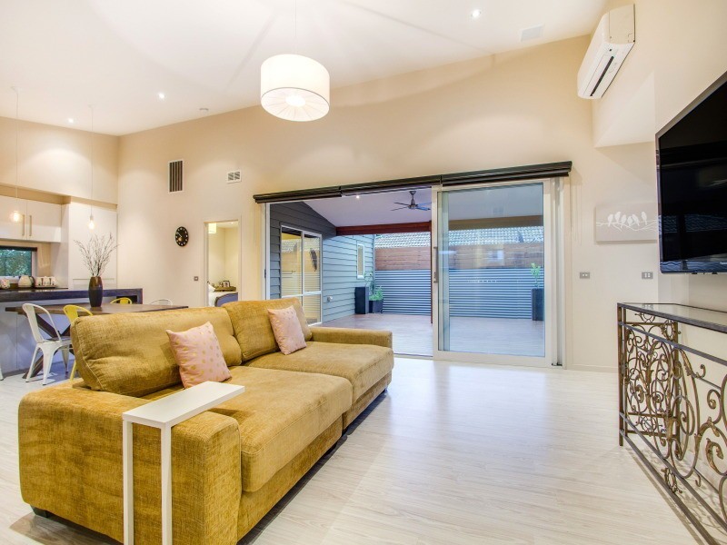 2/934 Nepean Highway, Mornington VIC 3931