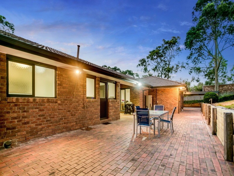 35 Erang Drive, Mount Eliza VIC 3930