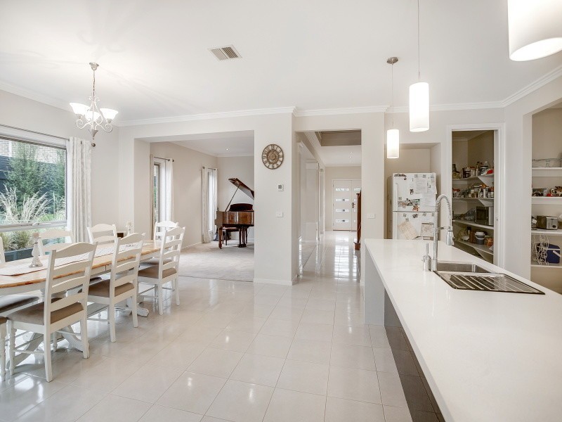 18A Shelbourne Court, Mornington VIC 3931