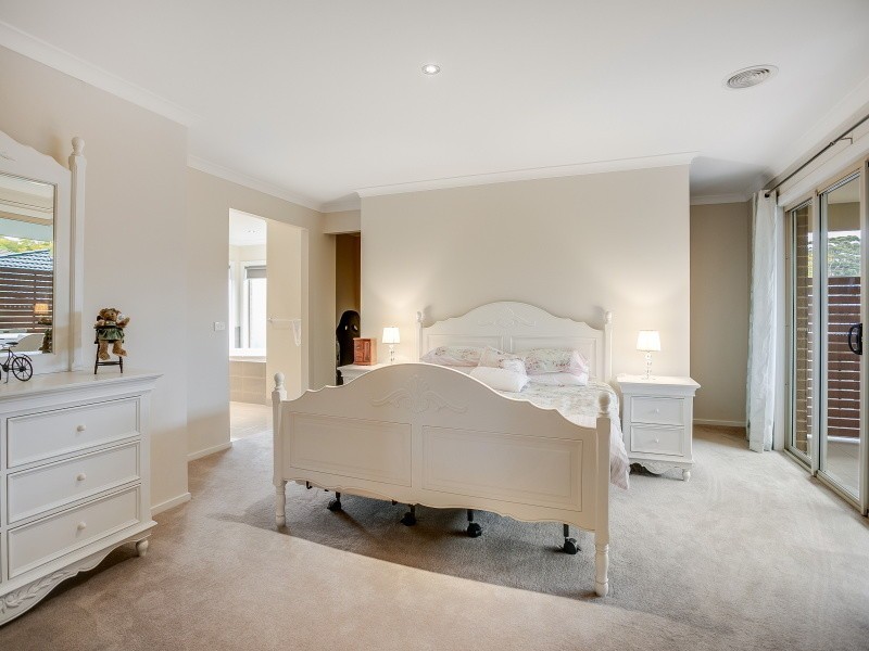 18A Shelbourne Court, Mornington VIC 3931