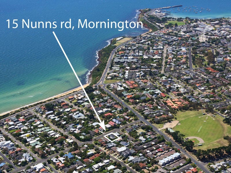 15 Nunns Road, Mornington VIC 3931