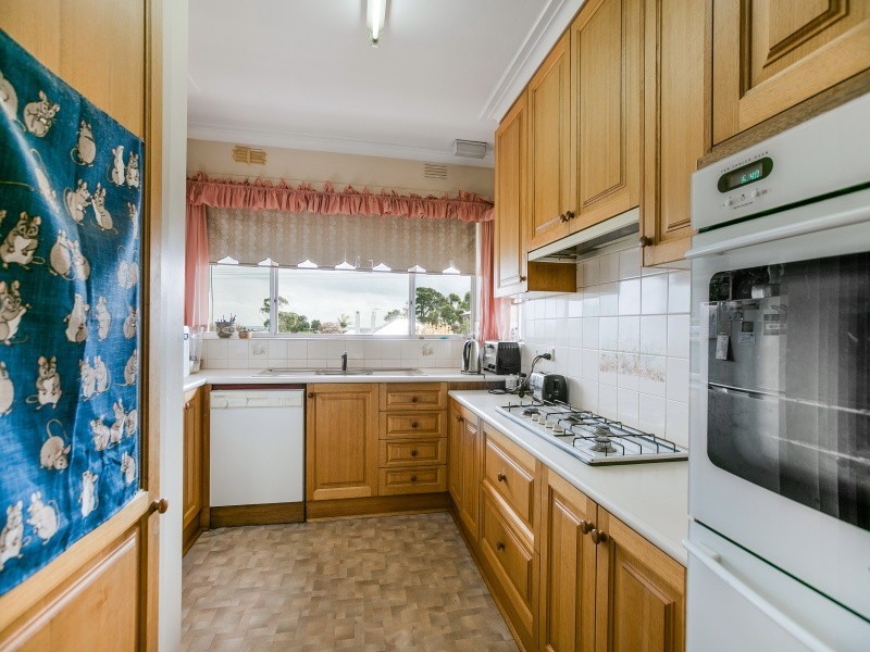 15 Nunns Road, Mornington VIC 3931