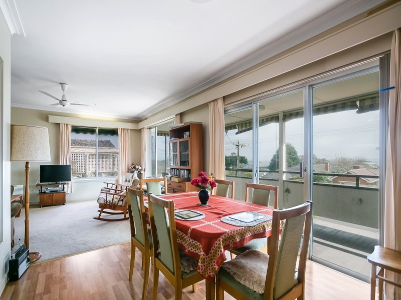 15 Nunns Road, Mornington VIC 3931