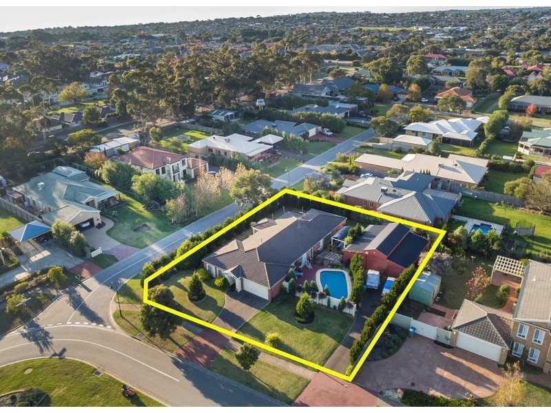 9 Balcombe Drive, Mount Martha VIC 3934