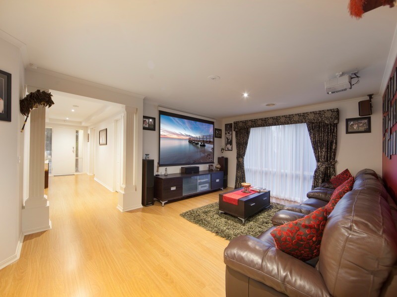 9 Balcombe Drive, Mount Martha VIC 3934