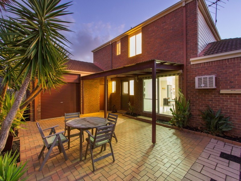 20 Bedford Place, Mornington VIC 3931