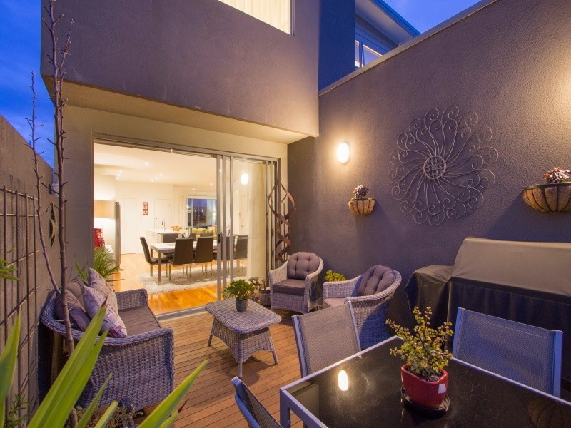 16 Anchorage Avenue, Safety Beach VIC 3936