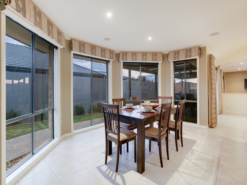 11 Hutson Way, Mount Martha VIC 3934