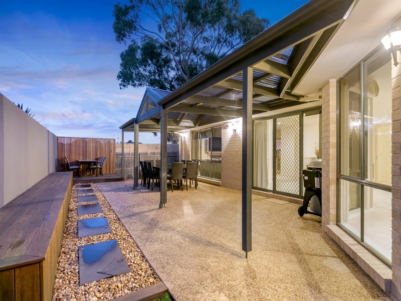 11 Hutson Way, Mount Martha VIC 3934