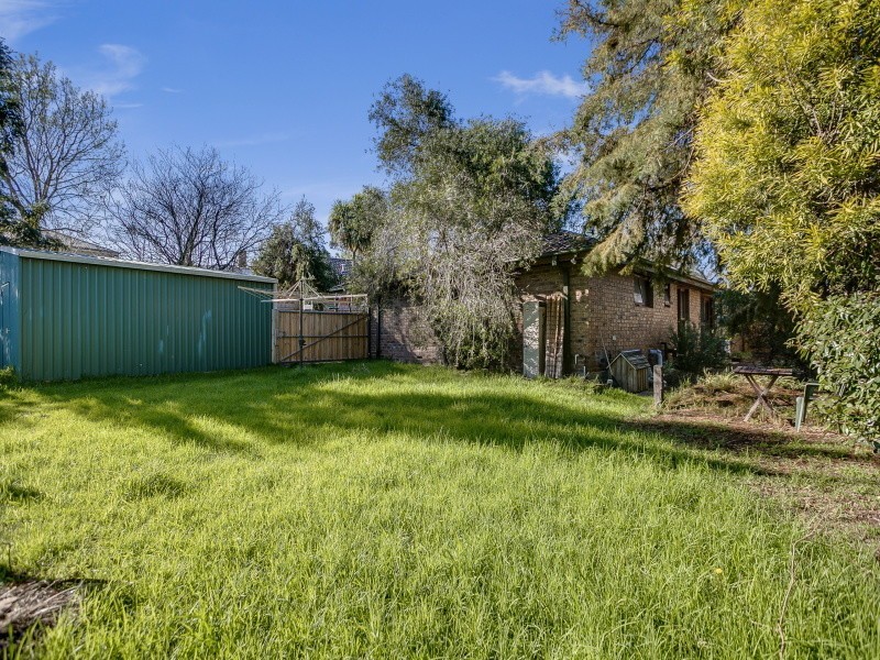 6 Petrel Close, Mount Eliza VIC 3930