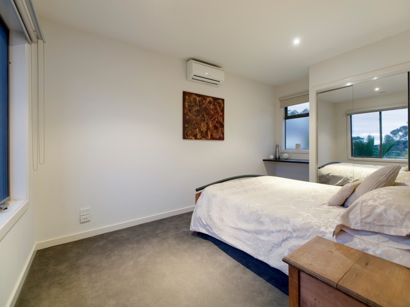 1A Lucerne Avenue, Mornington VIC 3931