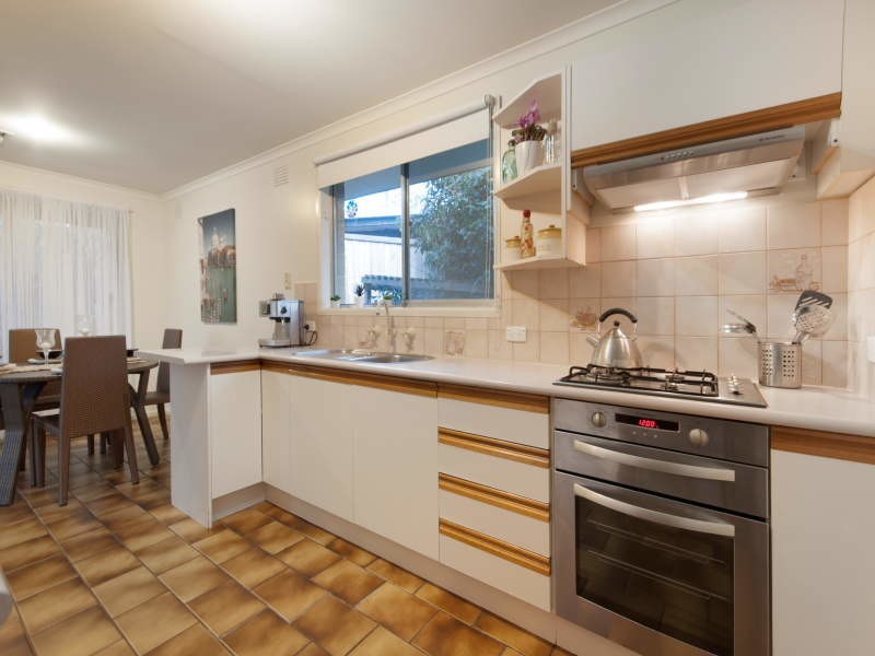 77 Richardson Drive, Mornington VIC 3931