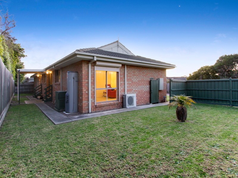 1/89 Herbert Street, Mornington VIC 3931