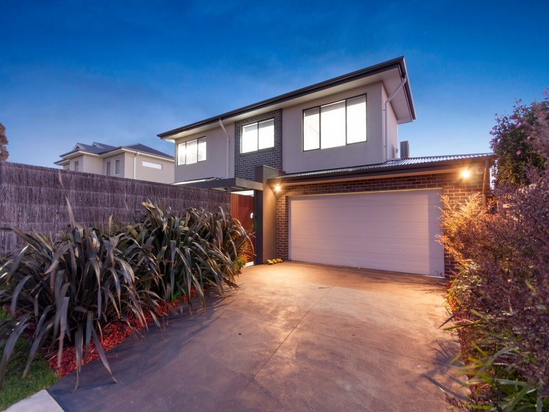 1/4 Beatty Parade, Mornington VIC 3931