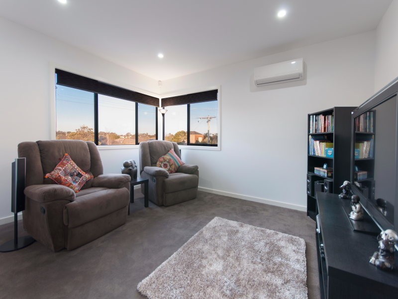 1/4 Beatty Parade, Mornington VIC 3931