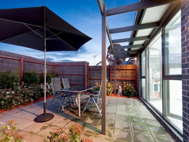 1/4 Beatty Parade, Mornington VIC 3931