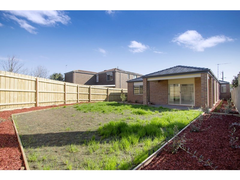 57 St Mitchell Circuit, Mornington VIC 3931