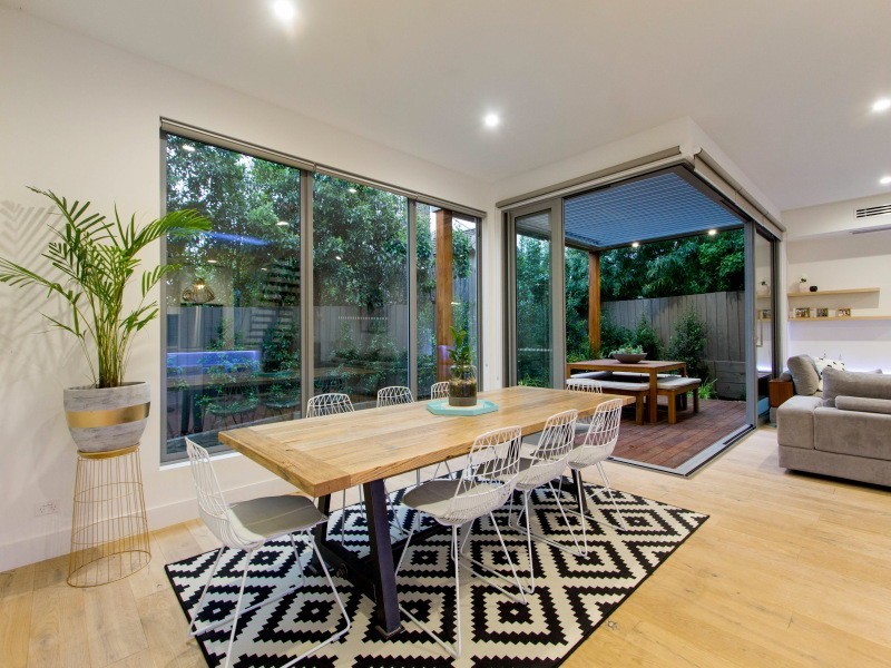 8a Marine Avenue, Mornington VIC 3931