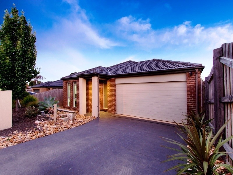 10 Sentosa Place, Mount Martha VIC 3934