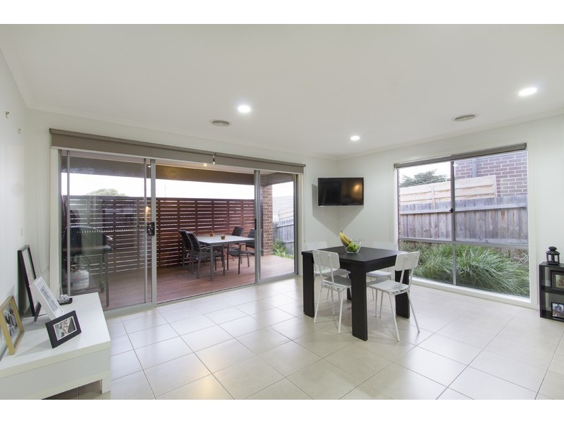 10 Sentosa Place, Mount Martha VIC 3934