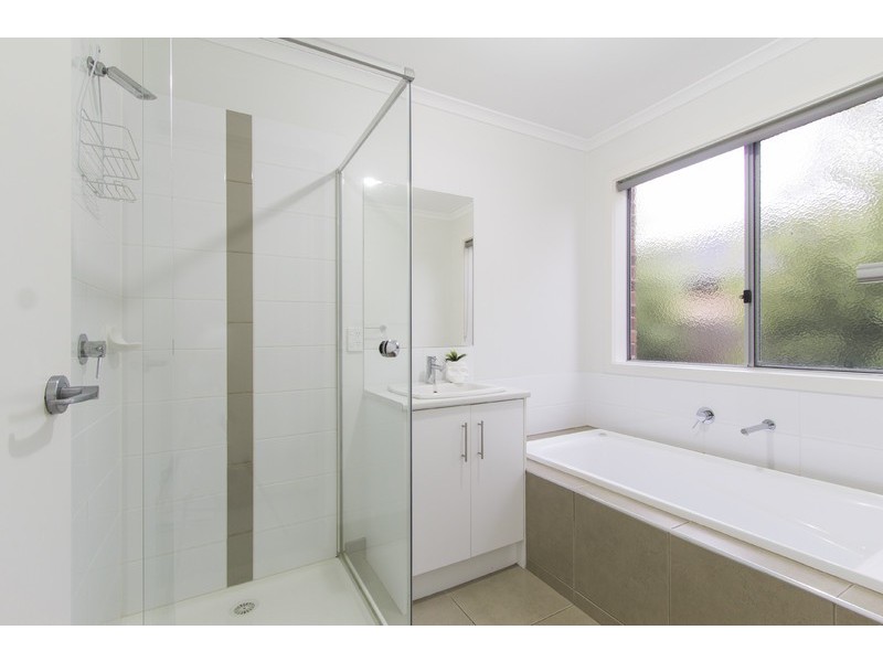 10 Sentosa Place, Mount Martha VIC 3934