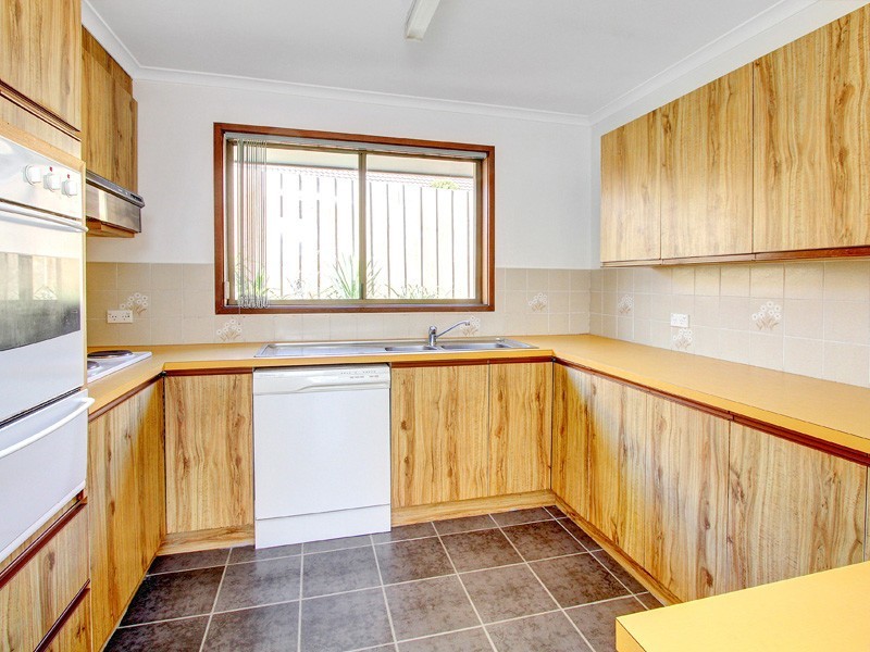 1/16 Fulton Avenue, Mornington VIC 3931