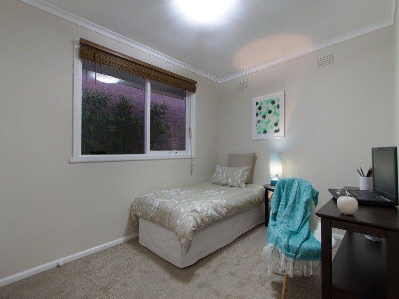 1/6 Gleneagles Avenue, Mornington VIC 3931