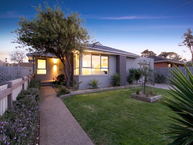 1/6 Gleneagles Avenue, Mornington VIC 3931