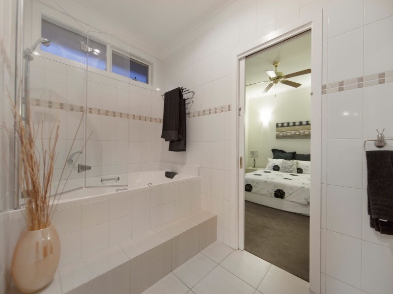 5/106 Beleura Hill Road, Mornington VIC 3931