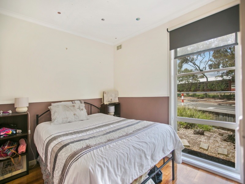 49 Robertson Drive, Mornington VIC 3931