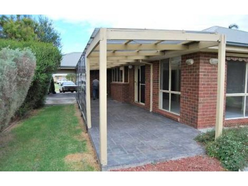 3 Creighton Way, Mornington VIC 3931