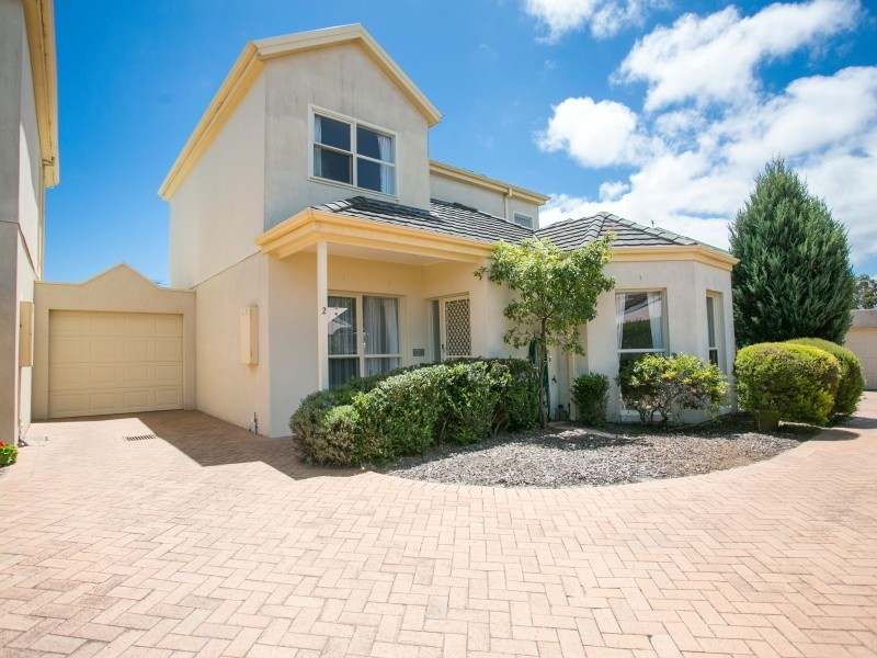 2/23 Wellington Street, Mornington VIC 3931