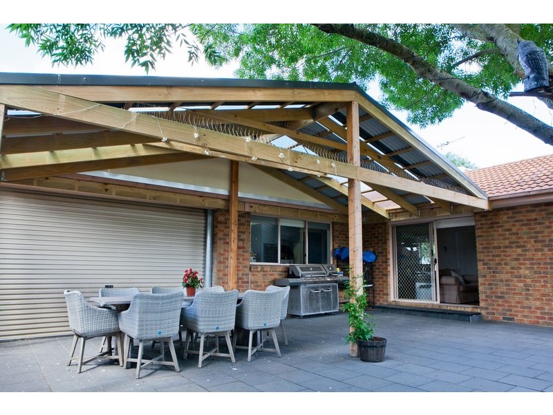 37 Parkside Crescent, Mornington VIC 3931