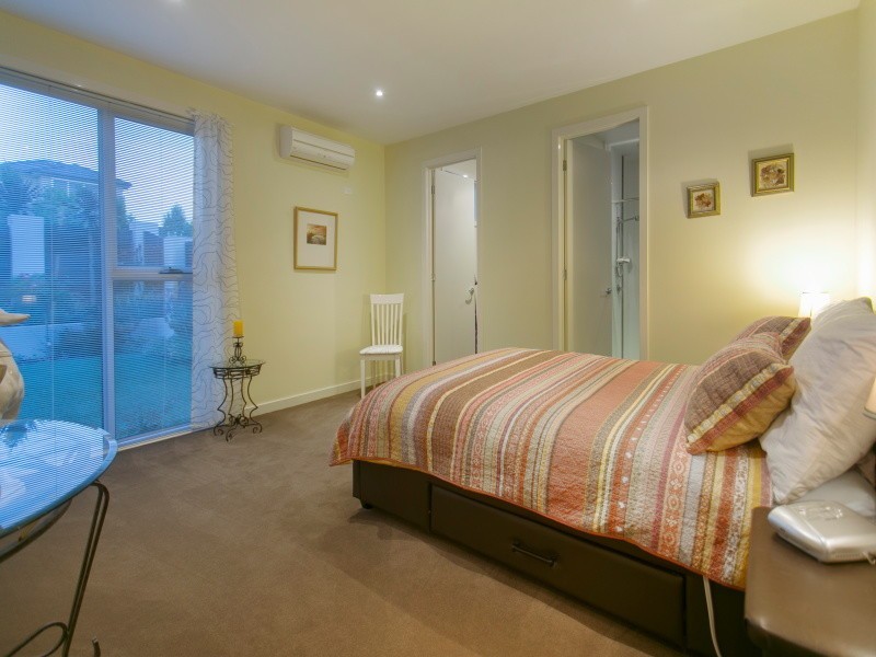 1/10 Naples Street, Mornington VIC 3931