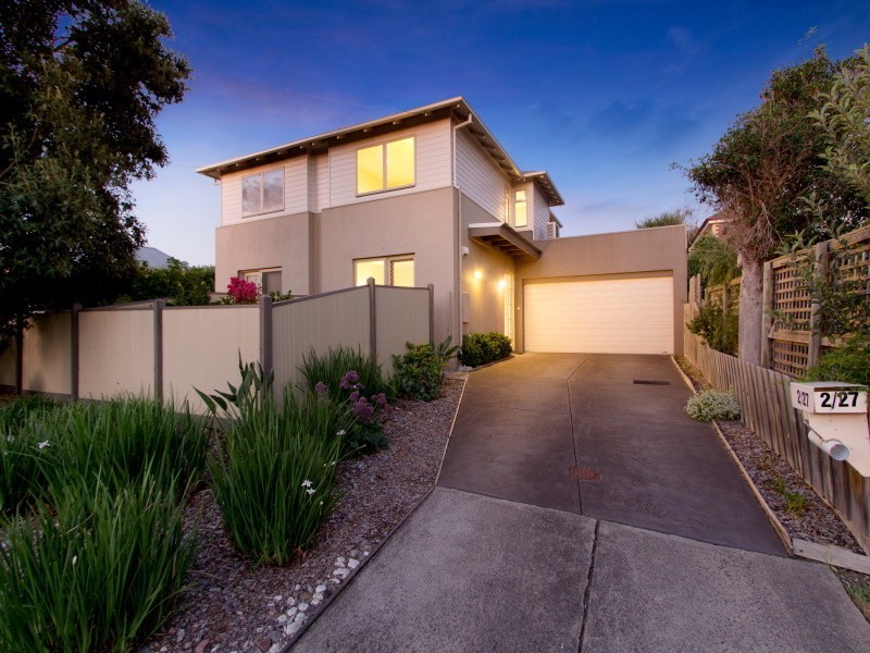 2/27 Naples Street, Mornington VIC 3931